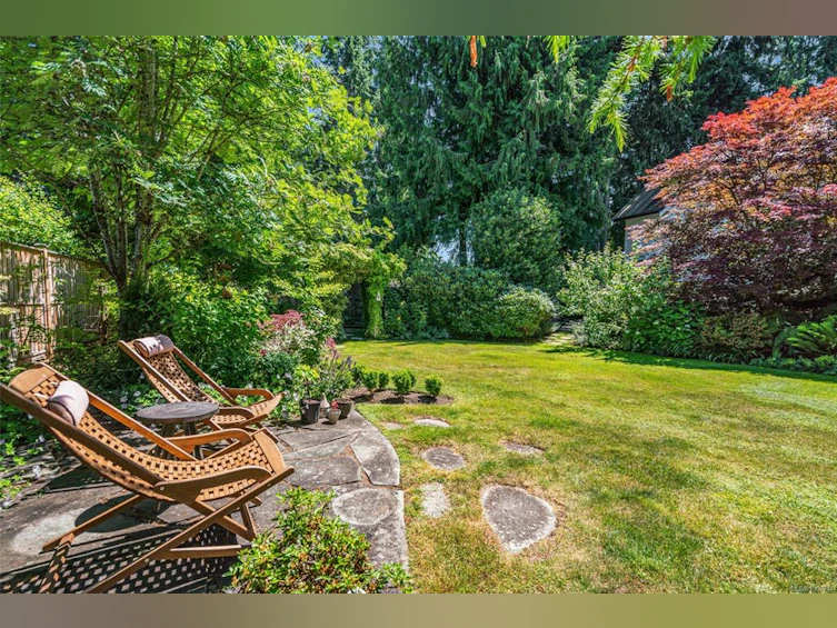 155 E Hoylake Road, Qualicum Beach, BC, V9K 1L7 - 45