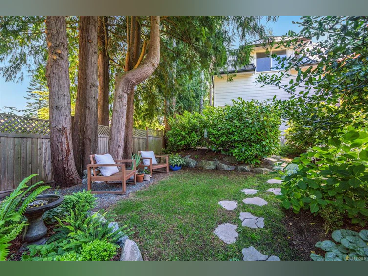 155 E Hoylake Road, Qualicum Beach, BC, V9K 1L7 - 46