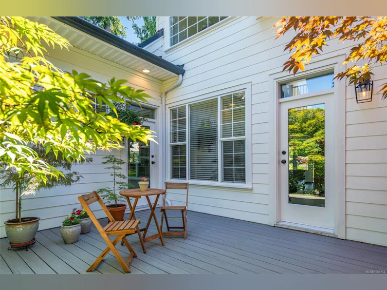 155 E Hoylake Road, Qualicum Beach, BC, V9K 1L7 - 24