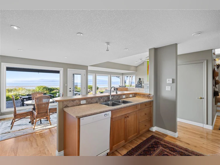 1505 Admiral Tryon Boulevard, French Creek, BC, V9P 1Y3 - 33