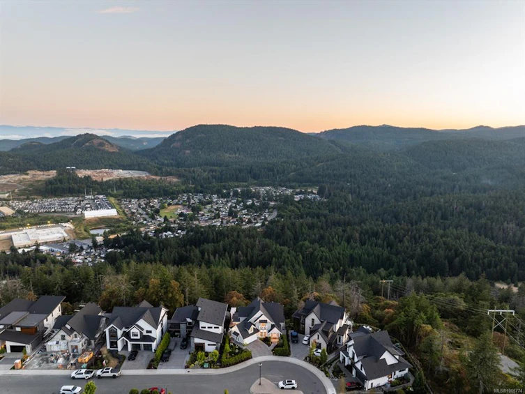 2053 Pinehurst Terrace, Langford, BC, V9B 3S3 - 44