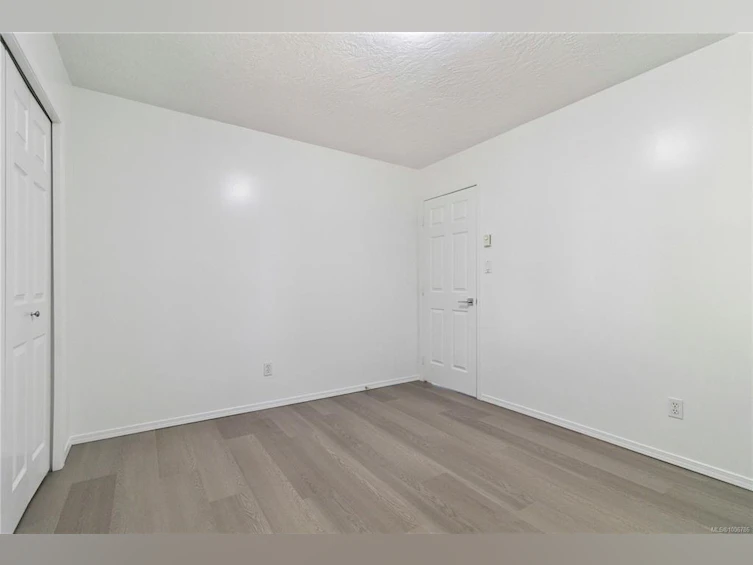4168 Clinton Place, Saanich, BC, V8Z 6M1 - 36