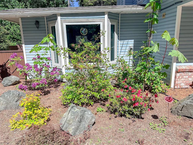 4621 Berbers Drive, Bowser/Deep Bay, BC, V0R 1G0 - 4
