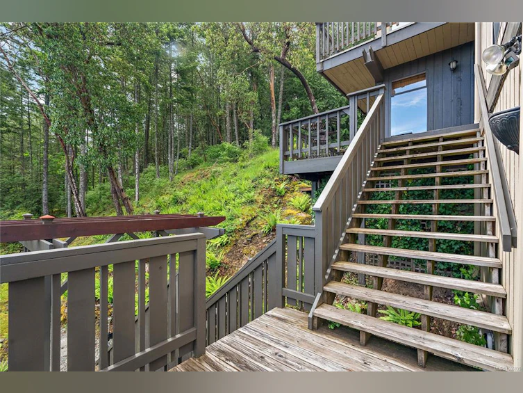 1595 Eagle Way, North Saanich, BC, V8L 5S3 - 42
