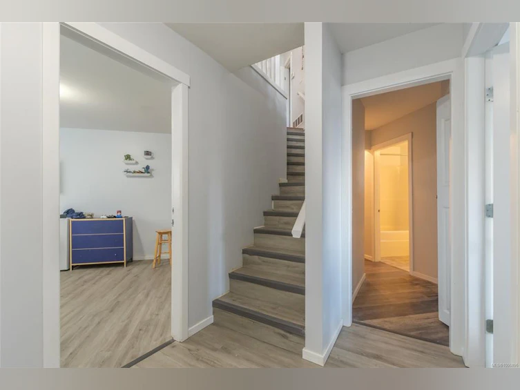 645 Oakwood Road, Ladysmith, BC, V9G 2C1 - 31