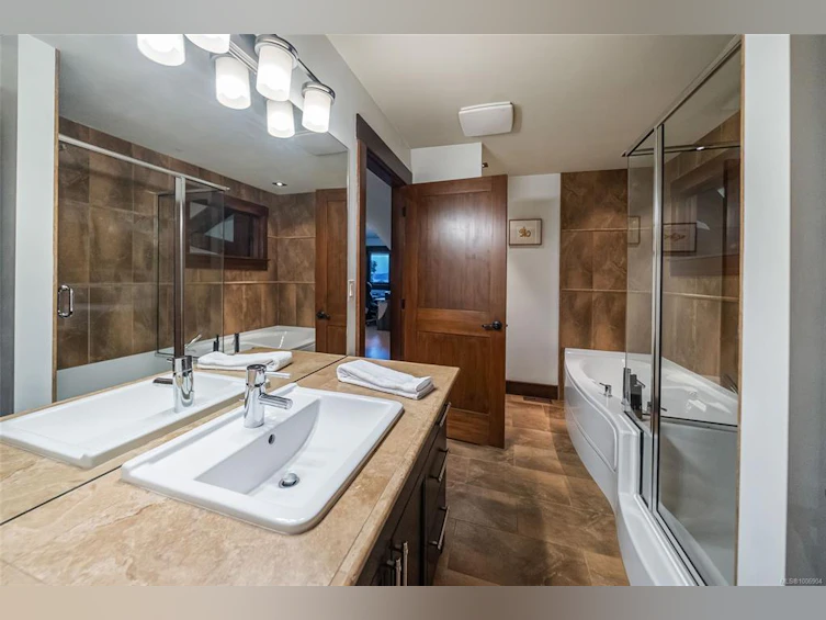 3430 Sinclair Place, Fairwinds, BC, V9P 9J8 - 43