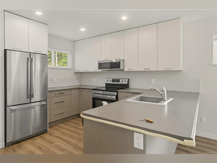 2-1782 St. Jacques Boulevard, Ucluelet, BC, V0R 3A0 - 4