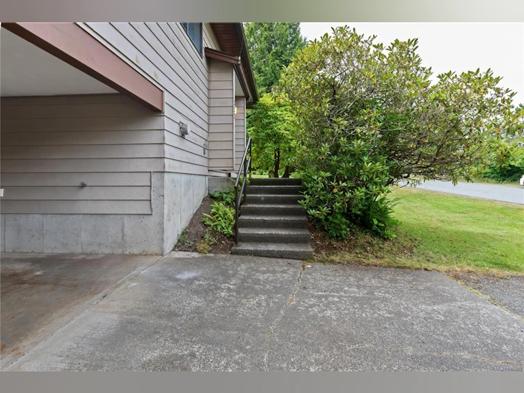 222 Marine Drive, Ucluelet, BC, V0R 3A0 - 16