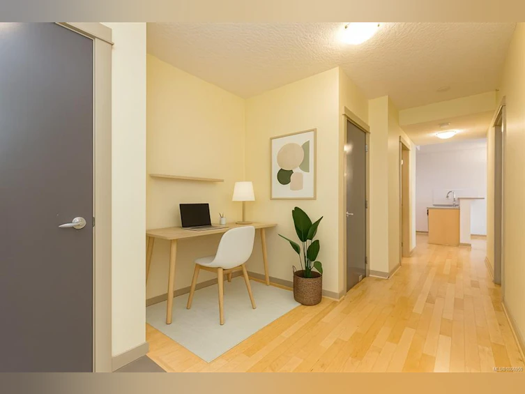 302-1030 Yates Street, Victoria, BC, V8V 5A7 - 14
