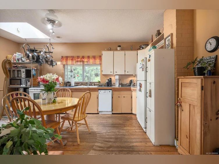 2375 Holden Corso Road, Nanaimo, BC, V9X 1M7 - 10