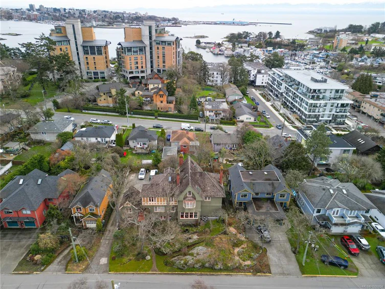 6-851 Wollaston Street, Esquimalt, BC, V9A 5A9 - 32