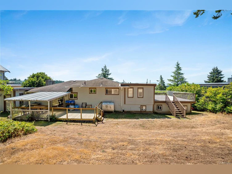 854 Royal Oak Avenue, Saanich, BC, V8X 3T2 - 48