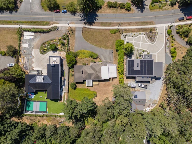 854 Royal Oak Avenue, Saanich, BC, V8X 3T2 - 56