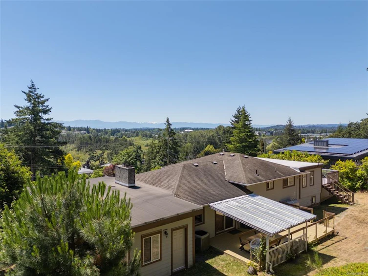 854 Royal Oak Avenue, Saanich, BC, V8X 3T2 - 53