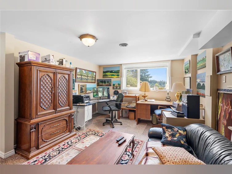 854 Royal Oak Avenue, Saanich, BC, V8X 3T2 - 33