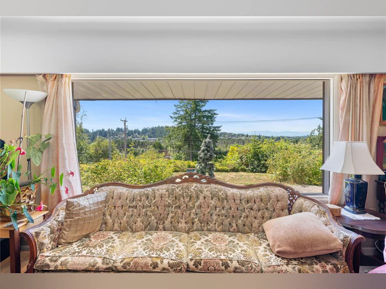854 Royal Oak Avenue, Saanich, BC, V8X 3T2 - 16
