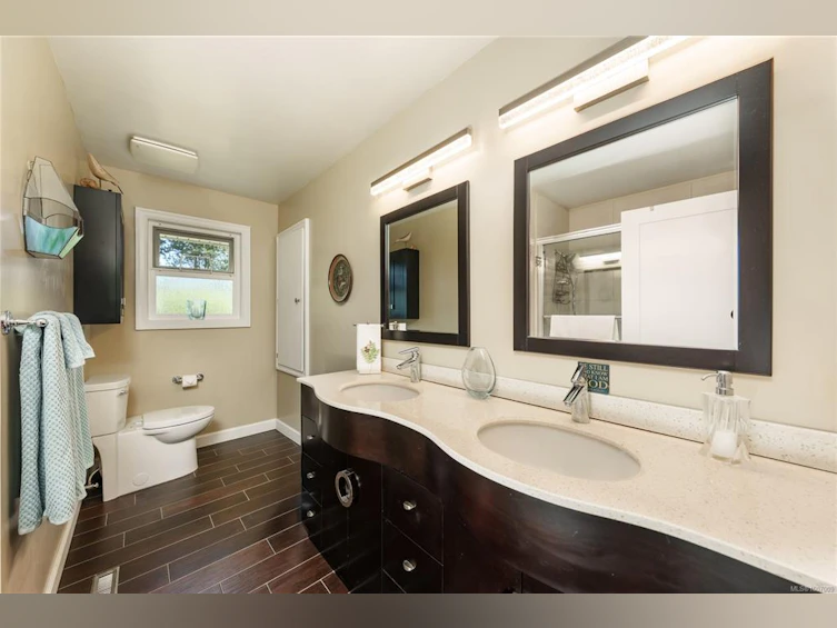 3971 Cherrilee Crescent, Saanich, BC, V8N 1R7 - 24