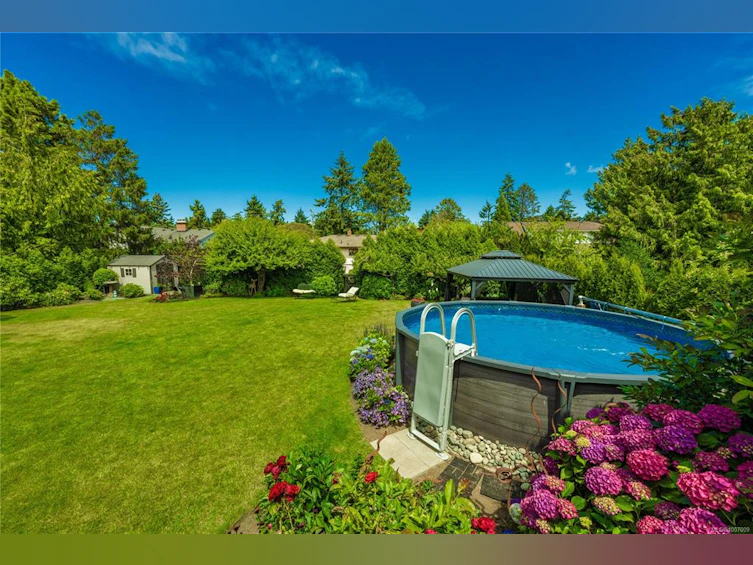 3971 Cherrilee Crescent, Saanich, BC, V8N 1R7 - 52