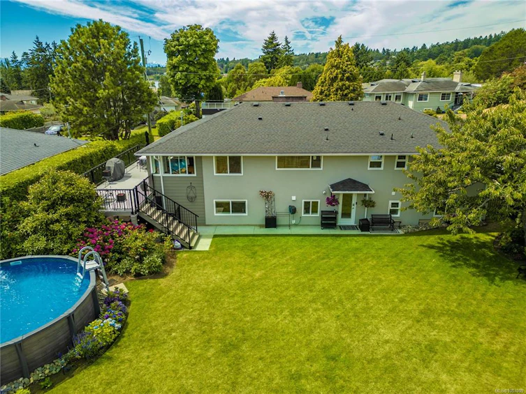 3971 Cherrilee Crescent, Saanich, BC, V8N 1R7 - 6