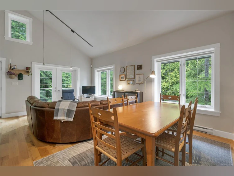 1790 Hyacinthe Bay Road, Quadra Island, BC, V0P 1H0 - 73
