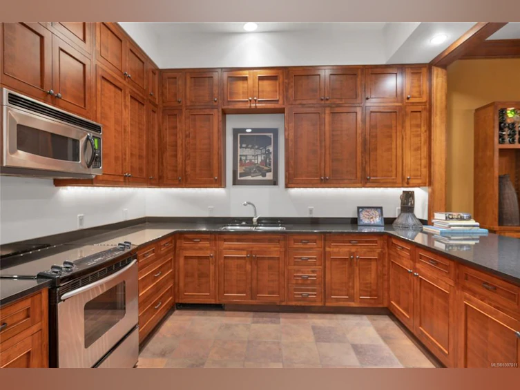 1790 Hyacinthe Bay Road, Quadra Island, BC, V0P 1H0 - 47