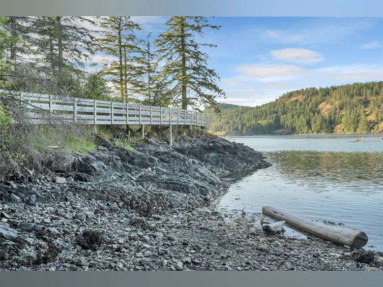 1790 Hyacinthe Bay Road, Quadra Island, BC, V0P 1H0 - 88