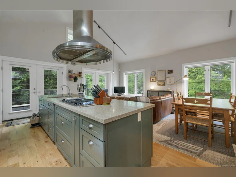 1790 Hyacinthe Bay Road, Quadra Island, BC, V0P 1H0 - 72