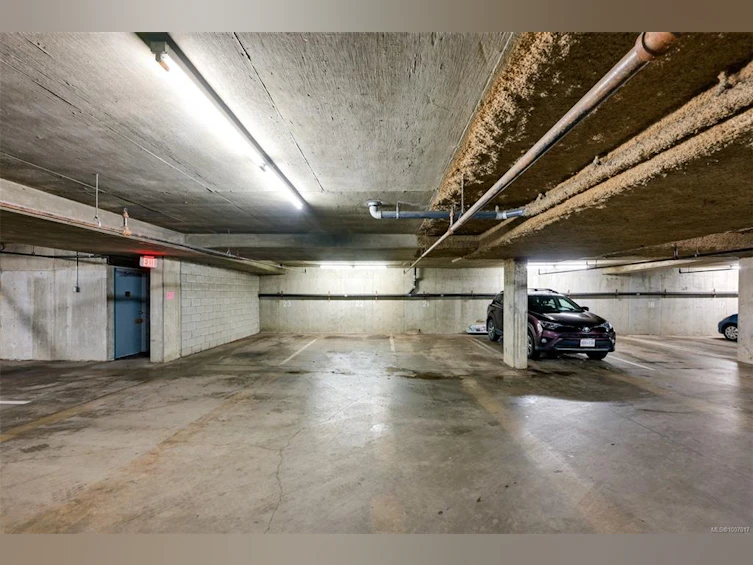 310-2647 Graham Street, Victoria, BC, V8T 3Y8 - 12