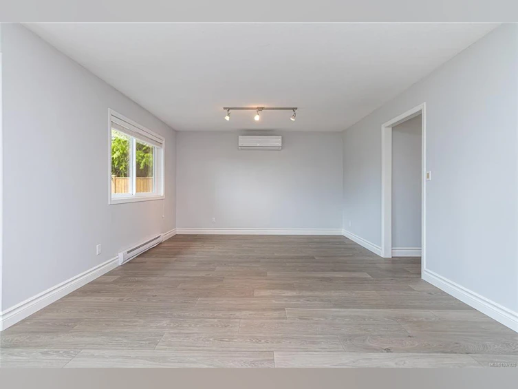 5006 W Thompson Clarke Drive, Bowser/Deep Bay, BC, V0R 1G0 - 41