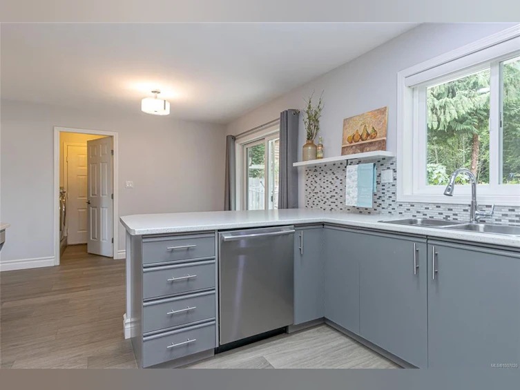 5006 W Thompson Clarke Drive, Bowser/Deep Bay, BC, V0R 1G0 - 24