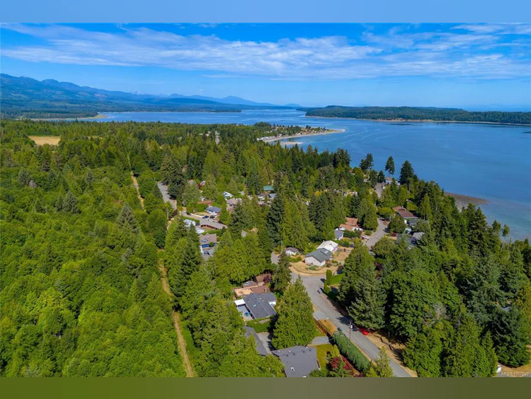 5006 W Thompson Clarke Drive, Bowser/Deep Bay, BC, V0R 1G0 - 13