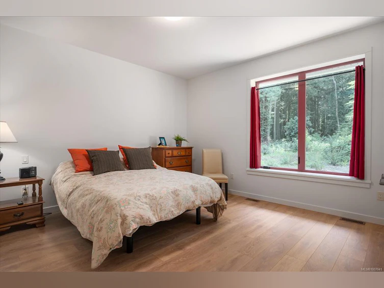 6208 W Island Highway, Qualicum Beach, BC, V9K 2E3 - 18