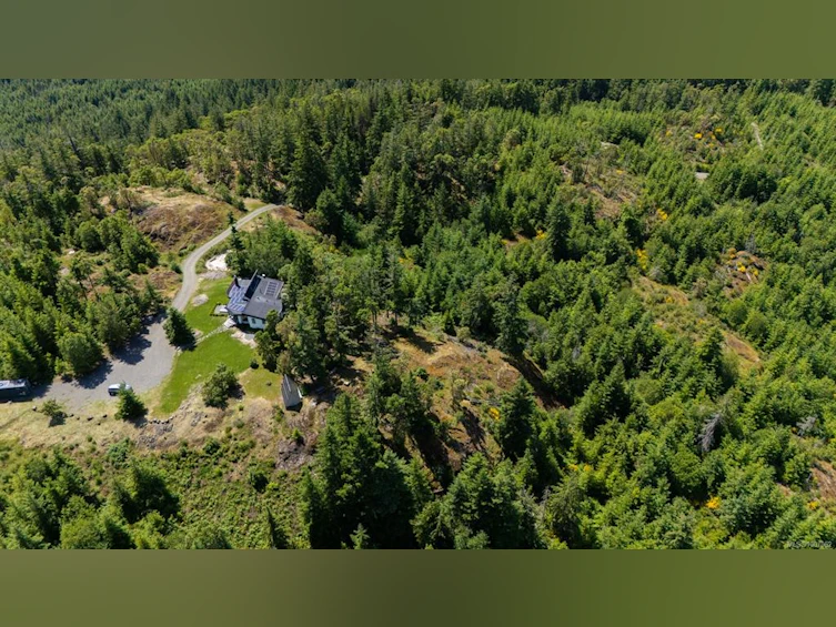 5876 Stoltze Road, Lake Cowichan, BC, V9L 6H7 - 8