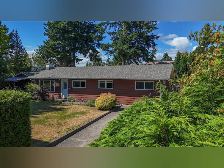 718 Ralph Hutton Drive, Campbell River, BC, V9W 2A4 - 2