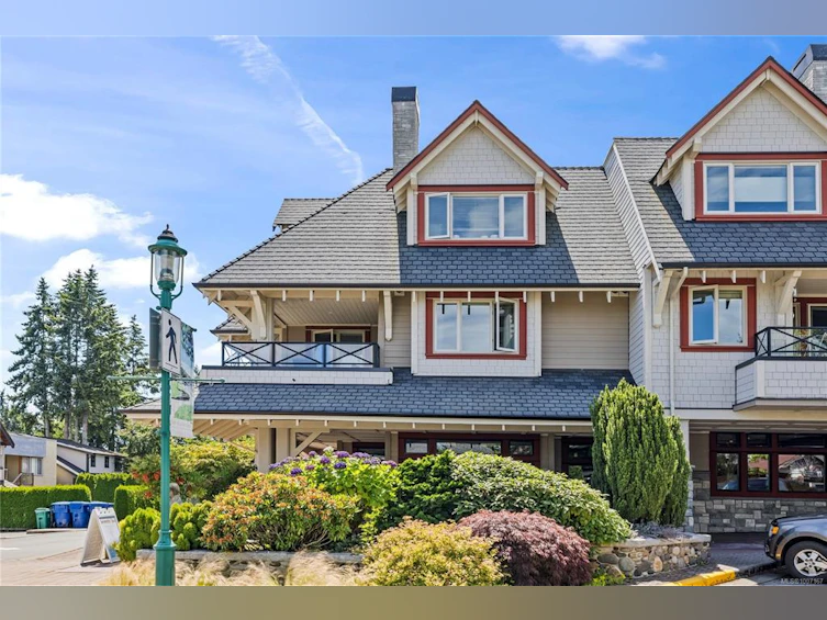 204-222 Second Avenue, Qualicum Beach, BC, V9K 0A4 - 37