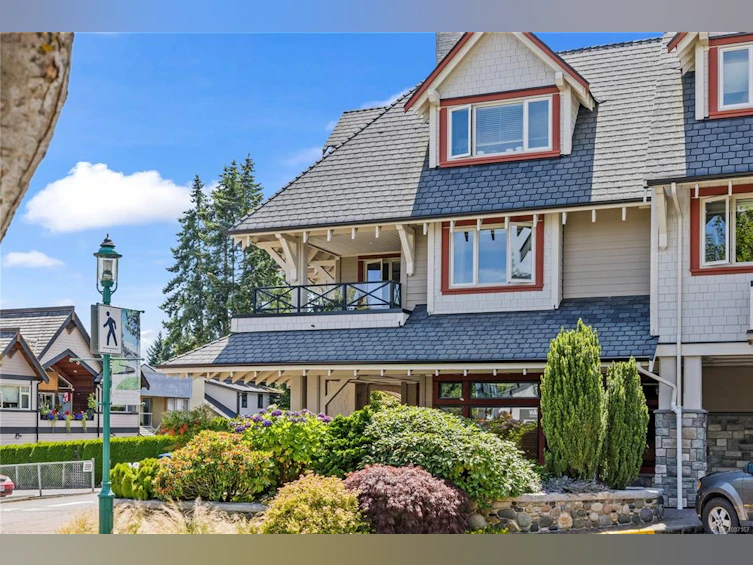 204-222 Second Avenue, Qualicum Beach, BC, V9K 0A4 - 36