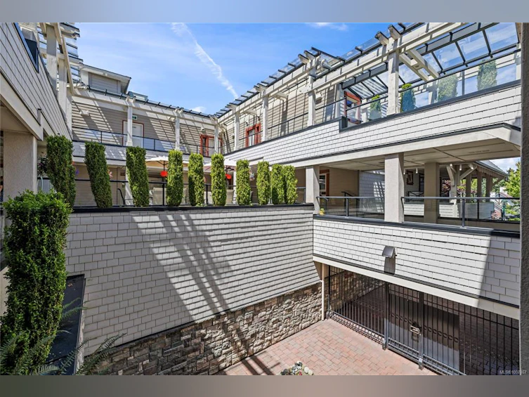 204-222 Second Avenue, Qualicum Beach, BC, V9K 0A4 - 18