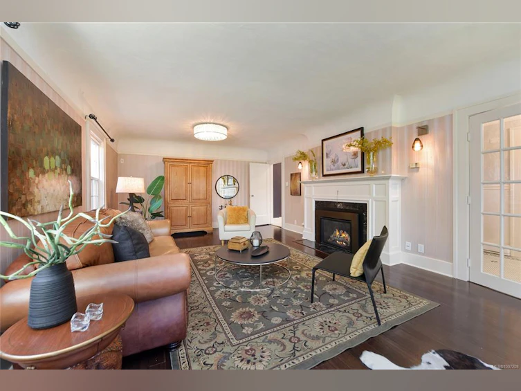 820 St. Charles Street, Victoria, BC, V8S 3P3 - 4