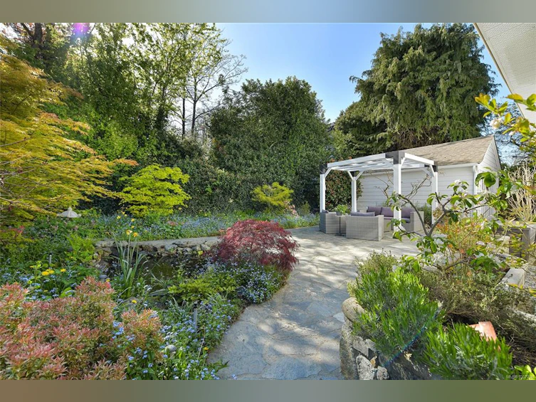 820 St. Charles Street, Victoria, BC, V8S 3P3 - 72