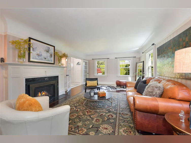 820 St. Charles Street, Victoria, BC, V8S 3P3 - 6