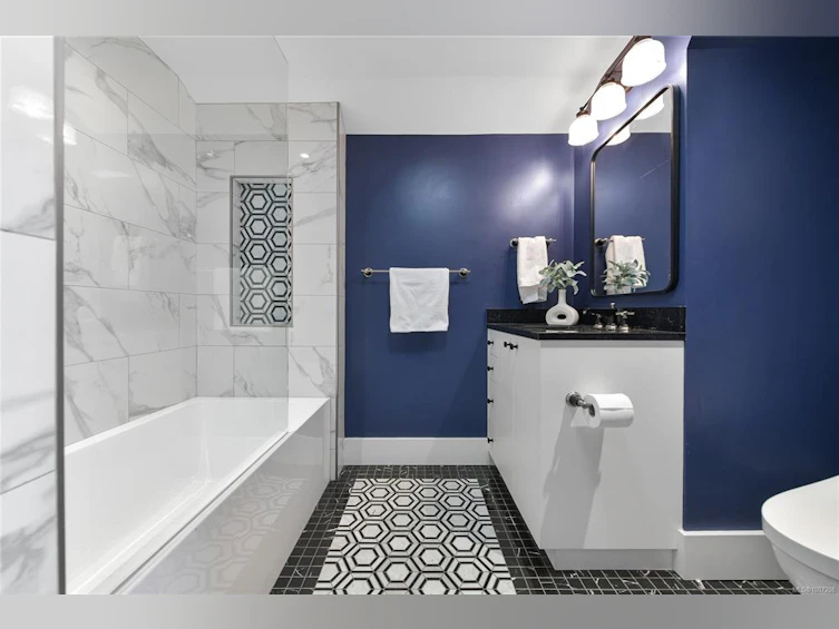 820 St. Charles Street, Victoria, BC, V8S 3P3 - 50