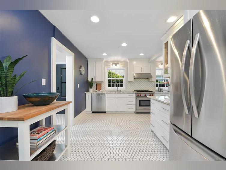 820 St. Charles Street, Victoria, BC, V8S 3P3 - 13