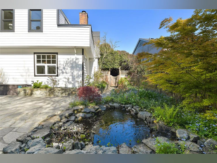 820 St. Charles Street, Victoria, BC, V8S 3P3 - 68