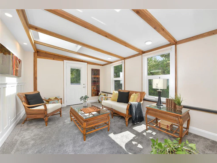 820 St. Charles Street, Victoria, BC, V8S 3P3 - 55