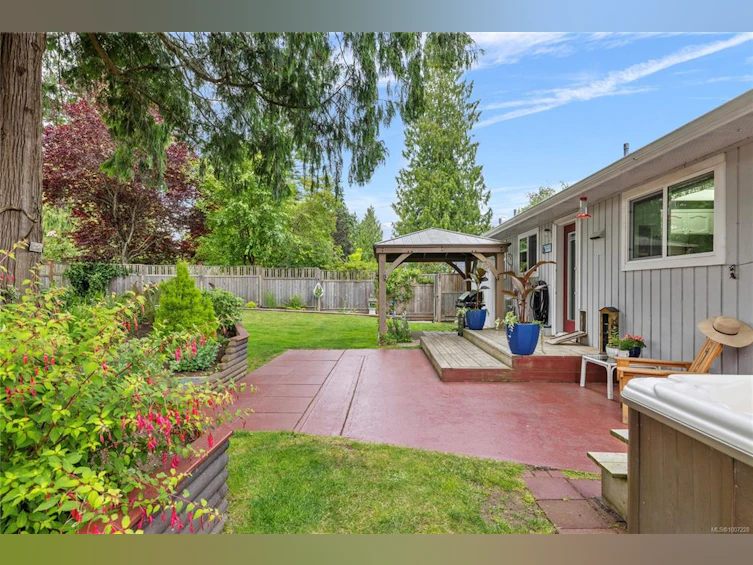 600 Eaglecrest Drive, Qualicum Beach, BC, V9K 1E4 - 34