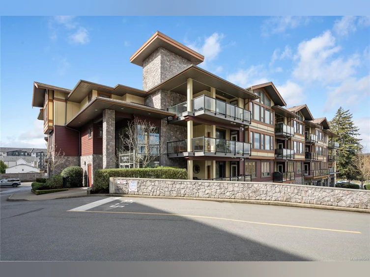 209-3220 Jacklin Road, Colwood, BC, V9B 0J5