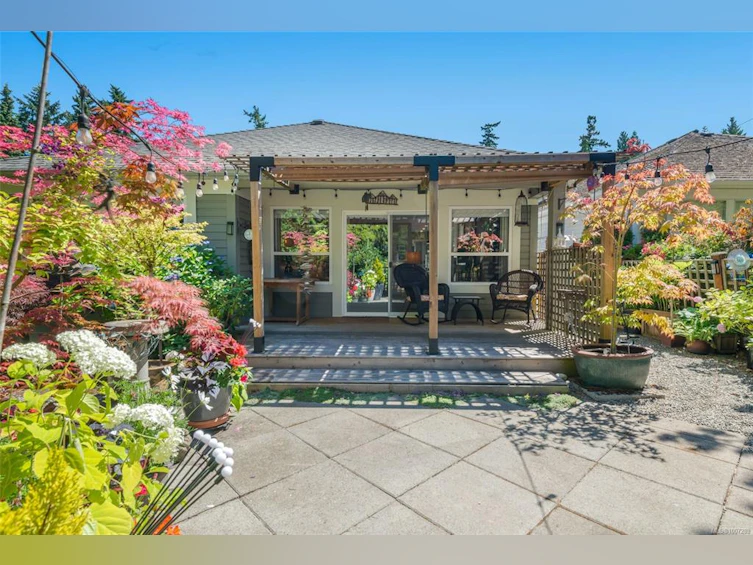 538 Seaward Way, Qualicum Beach, BC, V9K 1T8 - 8