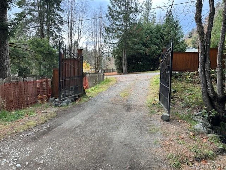 7353 Neva Road, Lake Cowichan, BC, V0R 2G0 - 3