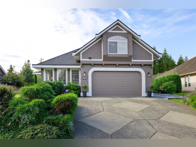 878 Fairways Drive, Qualicum Beach, BC, V9K 2J1