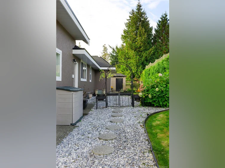 878 Fairways Drive, Qualicum Beach, BC, V9K 2J1 - 32